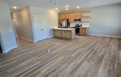 1008 SE 8th, Newton, KS 67114
