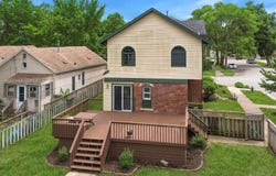 1501 Johnson St, La Crosse, WI 54601