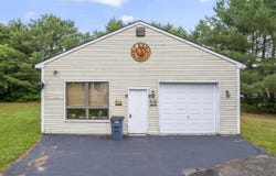 7 Penny Lane, Sabattus, ME 04280
