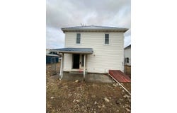 102  E Madison St, Brighton, IA 52540