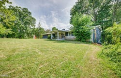 225 Dogwood Lane, Johnson City, TN 37604