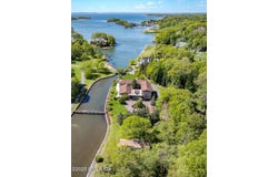 41 Meadow Wood Drive, Greenwich, CT 06830