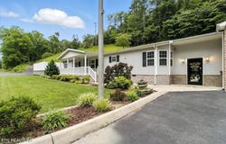 2953 US Highway 119, Pineville, KY 40977
