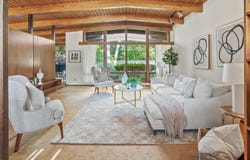 8925 N Maitland Rd, Bayside, WI 53217