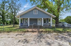 11 Bowie Street, Santo, TX 76472