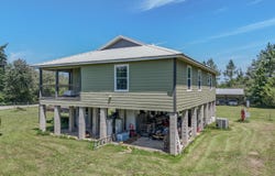 2156 Bethlehem Road, Cottondale, FL 32431