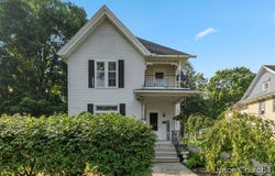 521 Trowbridge Street, Allegan, MI 49010