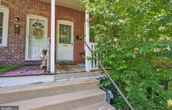 325 W SPRING Avenue, ARDMORE, PA 19003
