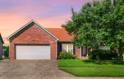 1133 SUMMIT Drive, Shelbyville, KY 40065