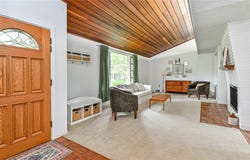 10595 Crest Rd, McCandless, PA 15090