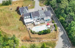 9 Longview Drive, Bow, NH 03304