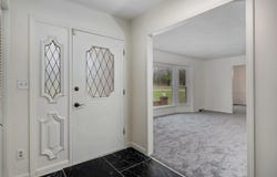 936 E 482nd Road, Bolivar, MO 65613