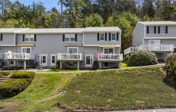 96 Atlantic Avenue, Boothbay Harbor, ME 04538