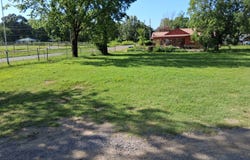 00000 2nd St, Talihina, OK 74571