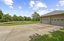 615 W Mchenry Avenue, Billings, MO 65610