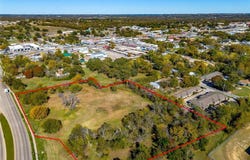 215 S Denton Street, Weatherford, TX 76086