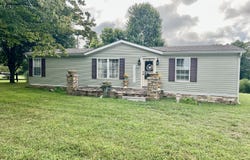 4265 Willailla Road, Brodhead, KY 40409