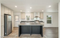 20876 E Mesa Verde Road, Mayer, AZ 86333