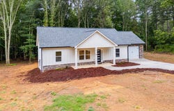 96 Old Bowdon, Carrollton, GA 30117