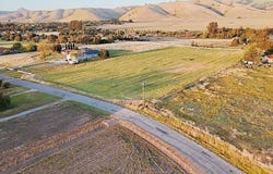 0 Dooling RD, HOLLISTER, CA 95023