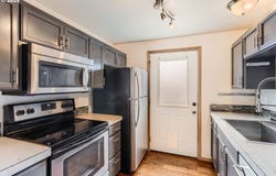 2501 E 2ND ST, Newberg, OR 97132