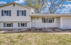 1001 E 32nd Ave, Hutchinson, KS 67502