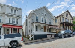 609 SPRUCE STREET, LYKENS, PA 17048