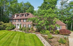 7 HIDDEN SPRINGS LANE, HIGHTSTOWN, NJ 08520