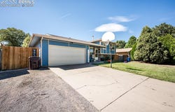 17 Glenroyal Drive, Pueblo, CO 81005