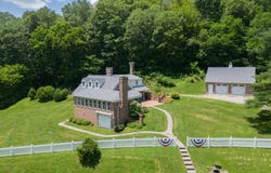 9 Templeton Run Road, West Finley, PA 15377