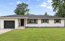 107 South Street, Rogersville, MO 65742