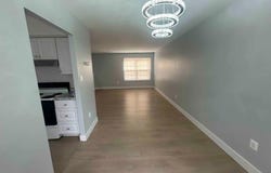 104 WILLOW Turn, MOUNT LAUREL, NJ 08054