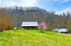 276 Vermont Drive, Gate City, VA 24251
