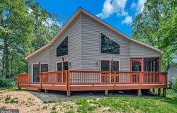 614 YORKTOWN BOULEVARD, LOCUST GROVE, VA 22508