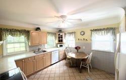 19061 Collinson Avenue, Eastpointe, MI 48021