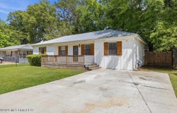 116 Oak Park Drive, Pearl, MS 39208