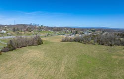 1820 Old Knoxville Road, Tazewell, TN 37879