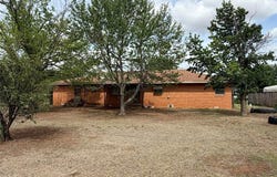 210 S 6th Street, Sentinel, OK 73664