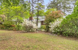 Greenwood, SC 29469