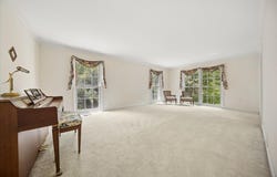 132 Wagon Wheel Lane, Barrington, IL 60010