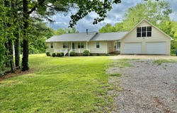 4815 Webb Store Road, Hornbeak, TN 38232