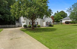 412 Ashley Oaks Drive, Moore, SC 29369