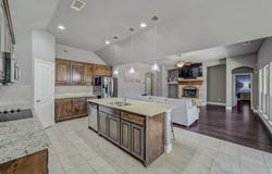 206 Debbie Way, Red Oak, TX 75154