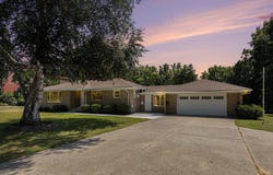 5174 Leonard Street, Coopersville, MI 49404