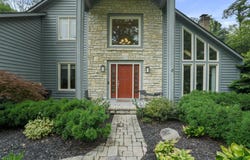 7832 Country Brook Lane, Reynoldsburg, OH 43068