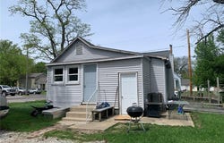 602 E Washington Avenue, Greenville, IL 62246