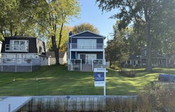 2041 Fern Beach, Battle Creek, MI 49014