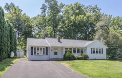 408 Fairview Ave, Hurley, NY 12443