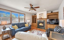 1307 BLUE RIDGE Drive, GREEN BAY, WI 54304