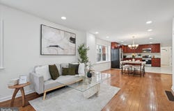 6826 COBBS CREEK PARKWAY, PHILADELPHIA, PA 19142